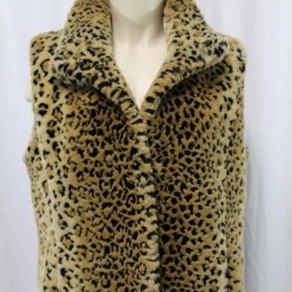 Kristen Blake Jackets & Blazers - Kristen Blake Woman's Vest Medium Faux Fur Animal Print Full Zip Pocket